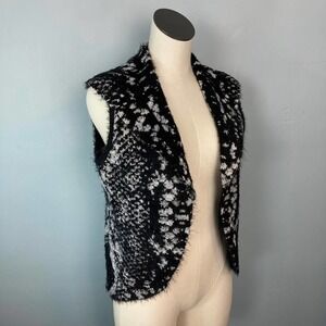 Sioni Blk Gry Snkspn Pythn Patt Eyelash Knit Sweater Vest Sz S